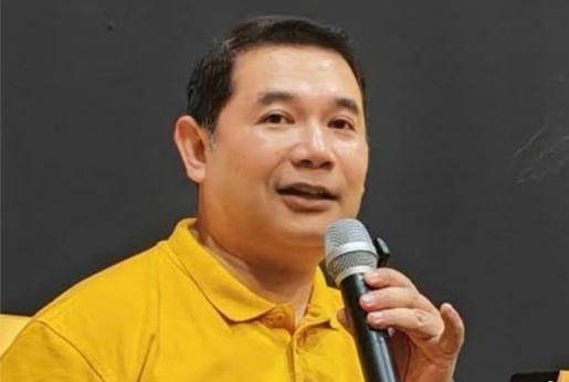 Rafizi hands Ramanan’s remarks to lawyers after ‘serial liar’ accusation