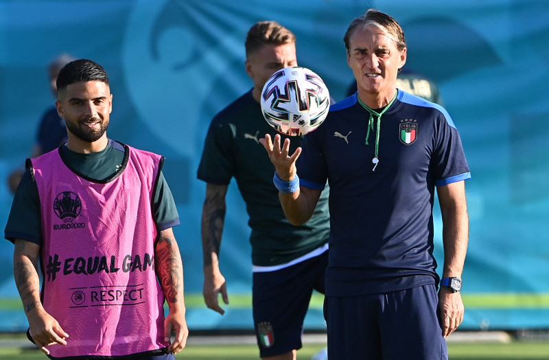 Shaqiri praises Mancini for building Italy team with no stars