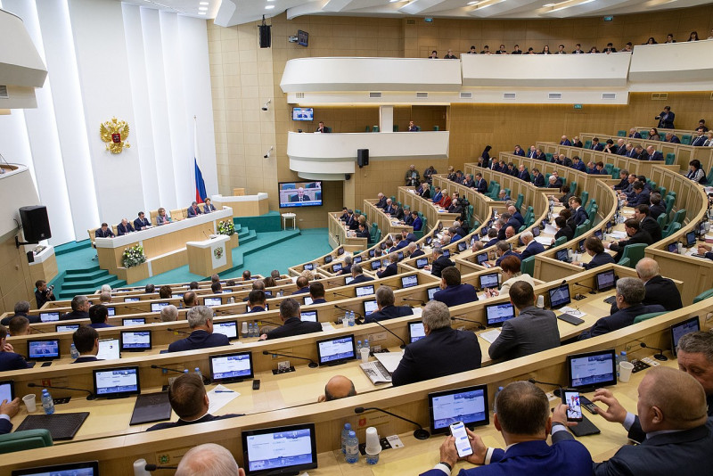 Russian lawmakers back long jail terms for ‘saboteurs’