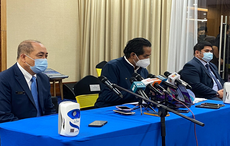 Sabah to get more Covid-19 shots, healthcare equipment to counter soaring infections