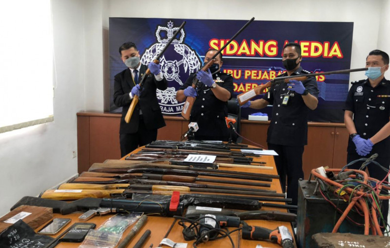 5 held in Ranau over illegal gun-making