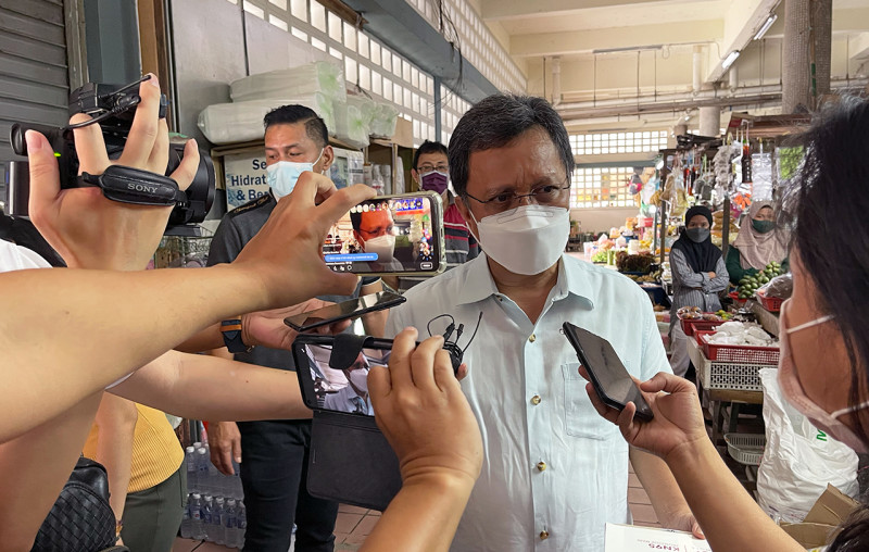 Tackle supply chain issues to manage price hikes: Shafie