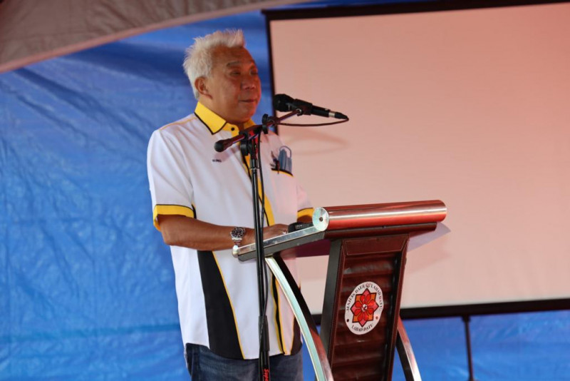 Stop sleeping: Bung Moktar tells Tengku Zafrul to hurry up with Pan Borneo Highway allocation