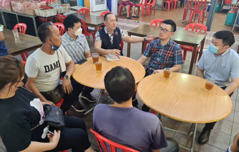 Sabah vegetable, fruit sellers disgruntled by lack of price control