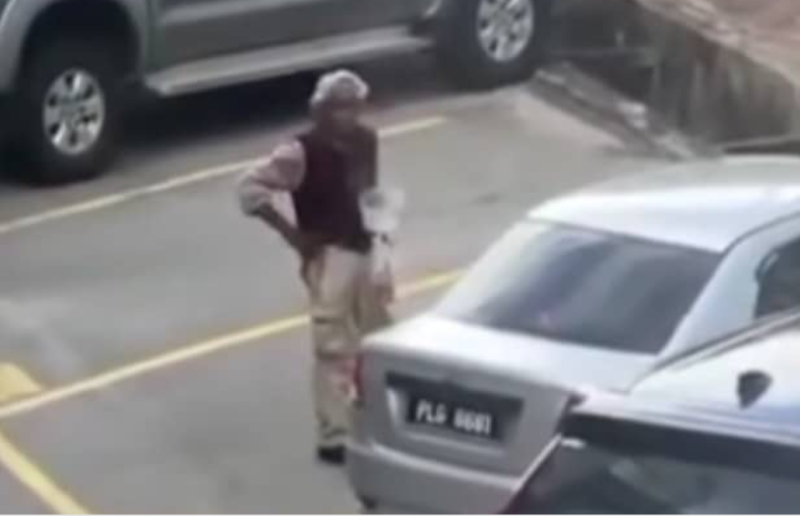 Man held after social media claim he solicited alms while carrying parang
