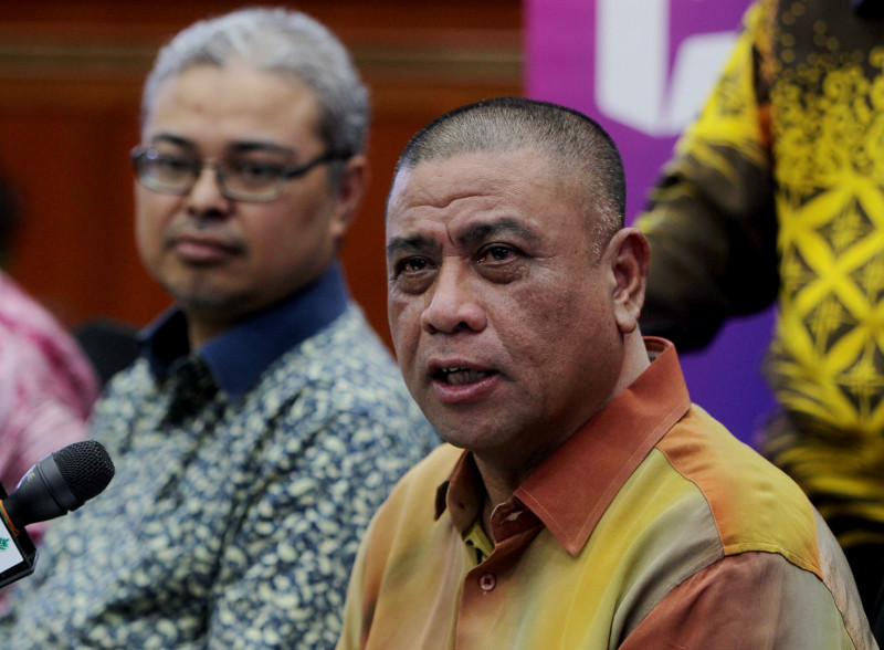 Saarani quashes talk on changes in Perak administration