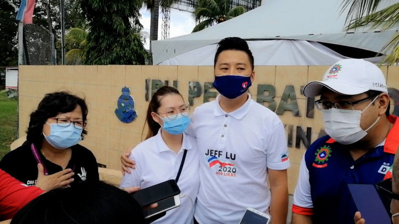 [VIDEO] Upset over dirty tactics, Likas candidates go to police