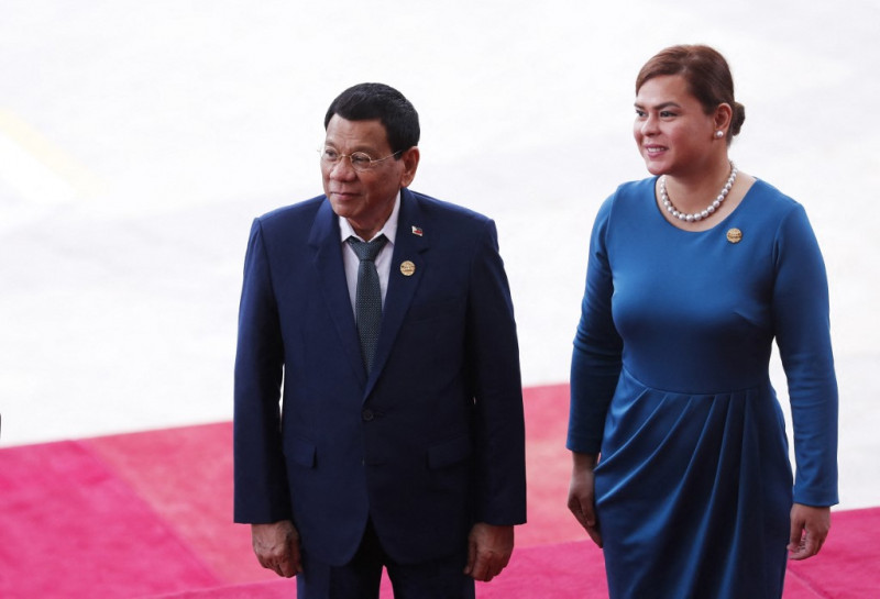 Sara Duterte to run for Philippines vice-president, replacing another candidate