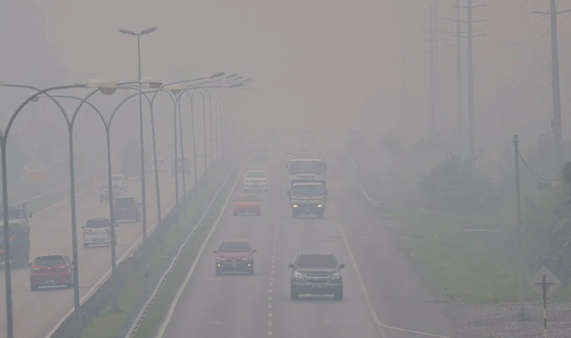 Schools in two Sarawak districts shut over unhealthy air quality