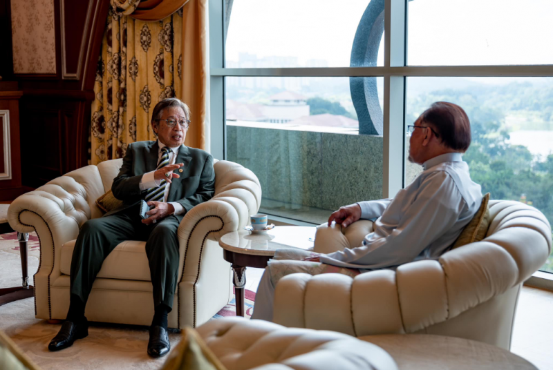 S’wak premier’s assurance to rebuff attempts to overthrow Unity Govt gratifies PM