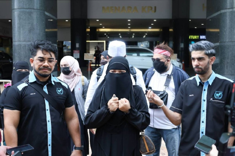Teachers and doctors among civil servants duped of RM19.9 million in financial scam