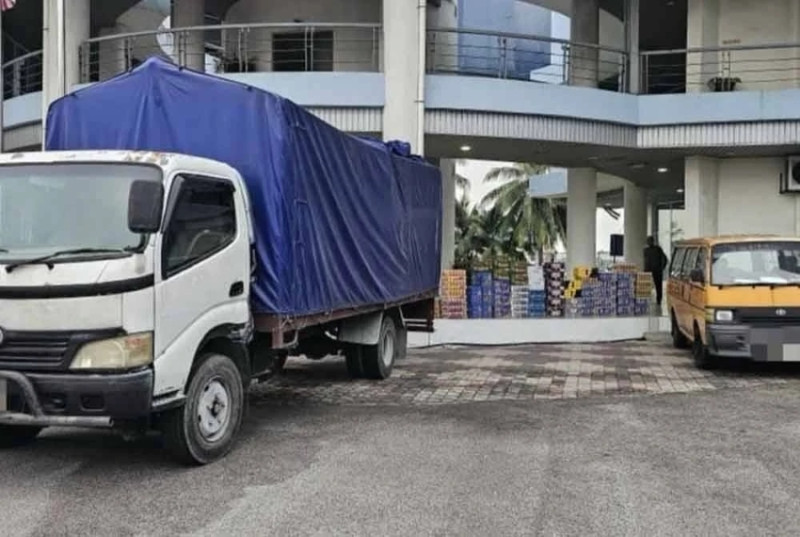 Suspect uses school van to transport smuggled liquor