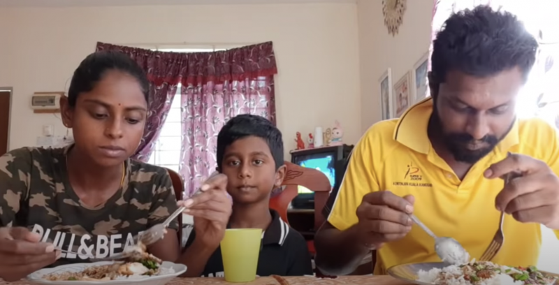 Malaysian YouTube cooking sensation changes name of Facebook page