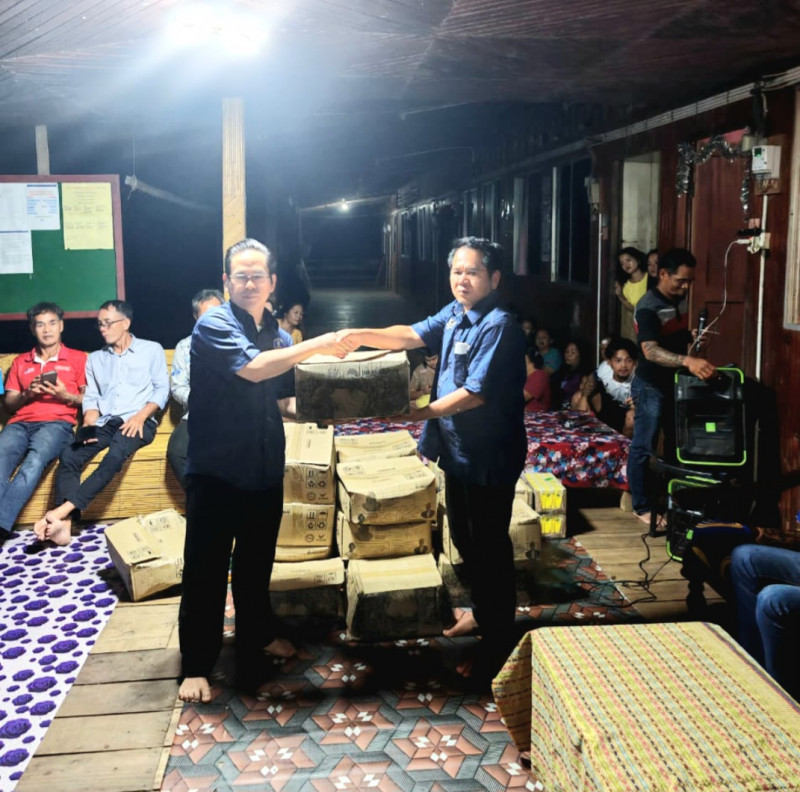 Madani programme supplies sent to Sarawak-Kalimantan border 