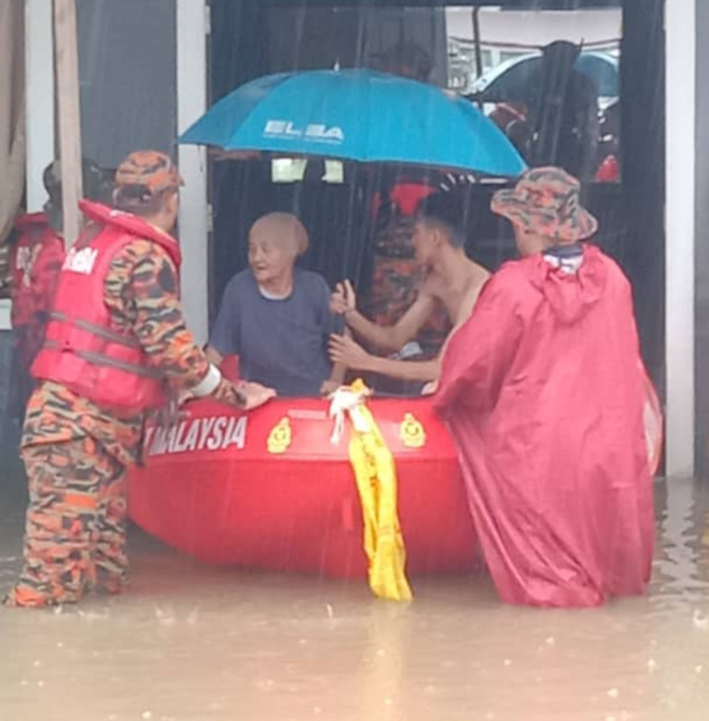 More longhouse evacuations as heavy rains continue in Sarawak