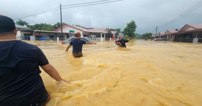 Various parts of Sarawak hit by floods, evacuation centres opened