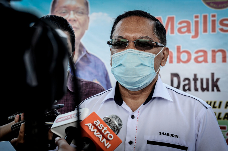 Behave and use common sense, deputy minister chides MPs