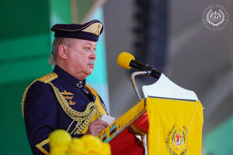 King calls for modernised defence doctrine to address “Fifth Generation Warfare”