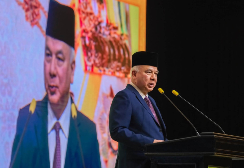 Sultan Nazrin: Delay in environmental action places future generations at risk