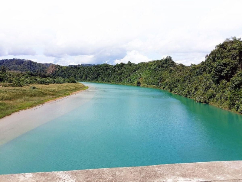 Blue discolouration of Sungai Perak likely linked to mining activity, minister says