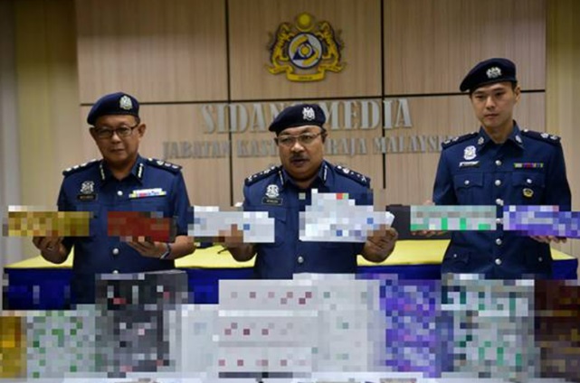 Sarawak Customs Department seizes RM12.64m of smuggled kretek cigarettes