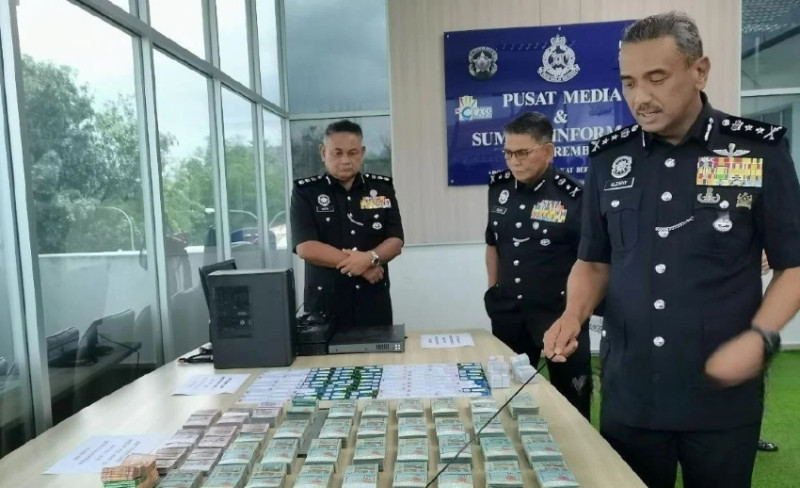Two arrested over hacked Touch ‘N Go cards used by lorry company to evade toll fees