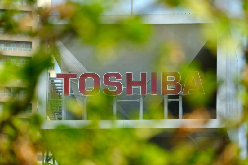 Long road ahead for buyout offer, Toshiba board chair warns