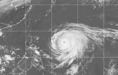 Typhoon Champi kills one in Taiwan as nearly 1,300 evacuated and 931 flights cancelled