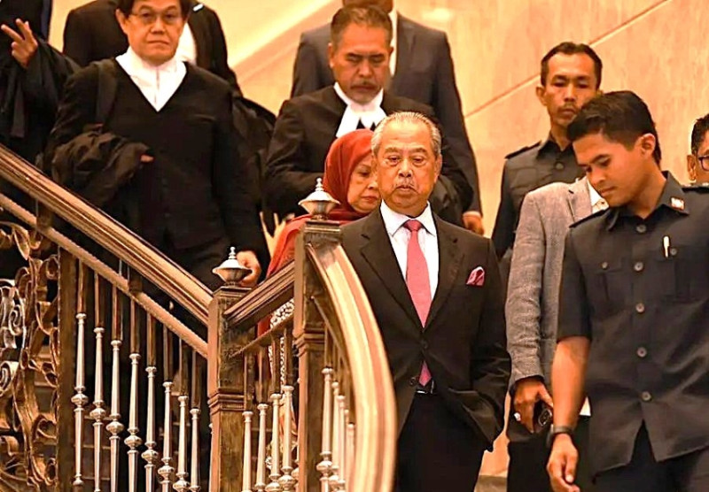 Muhyiddin seeks dropping of graft and money laundering charges through AGC representation
