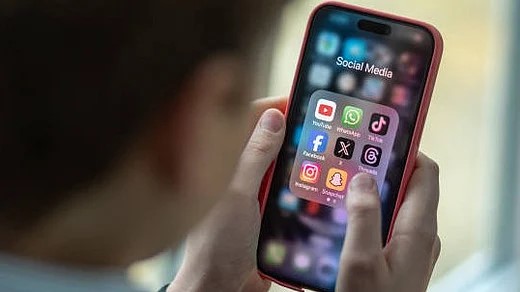Proposed 16-year-old social media age limit backed as child safety measure, not restriction