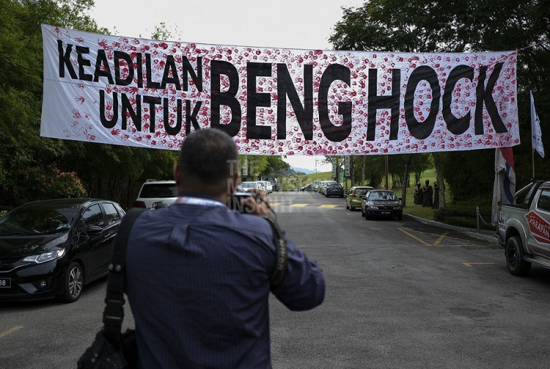 Teoh Beng Hock’s family wants justice, not an apology or a bow