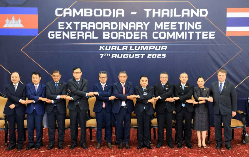 Thailand and Cambodia sign ceasefire agreement after border conflict