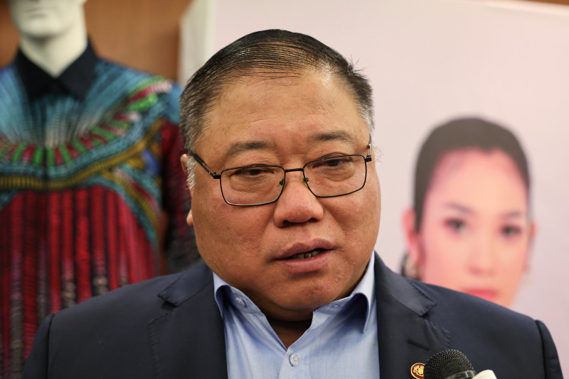 tourism minister malaysia 2022