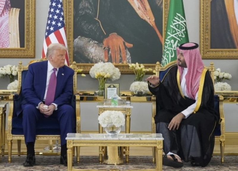 Trump begins Middle East tour amid escalating crises in Gaza and Iran