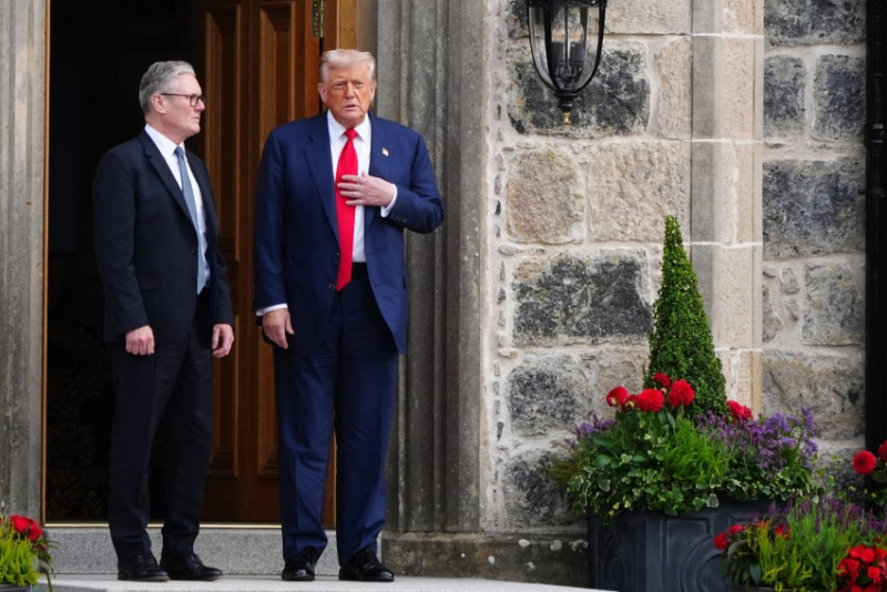 Trump arrives in the UK for unprecedented second state visit