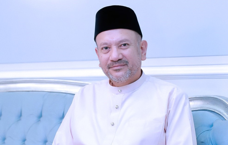 Tunku Nadzaruddin leaves Balai Undang Luak Sungai Ujong, situation calm