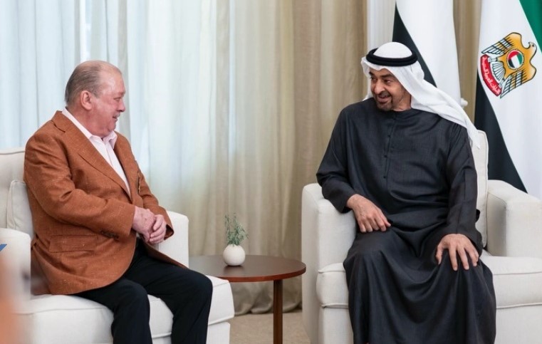 King holds strategic talks with UAE President in Abu Dhabi
