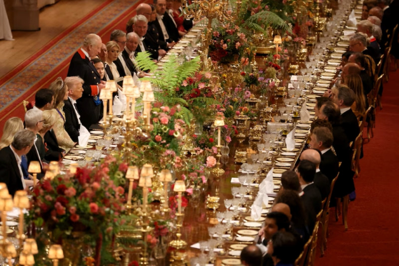 Trump hails UK special relationship as he revels in pomp of historic state visit