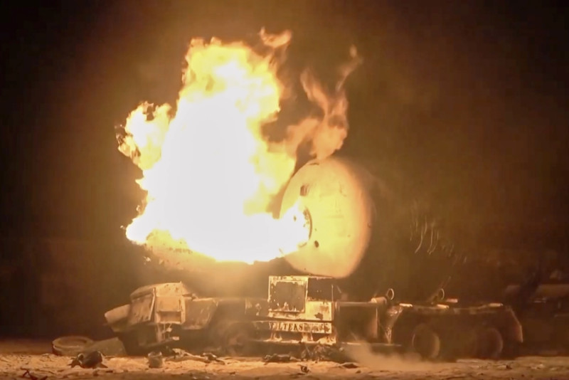 Deadly U.S. airstrike on Yemeni oil port escalates Trump’s campaign against the Houthis