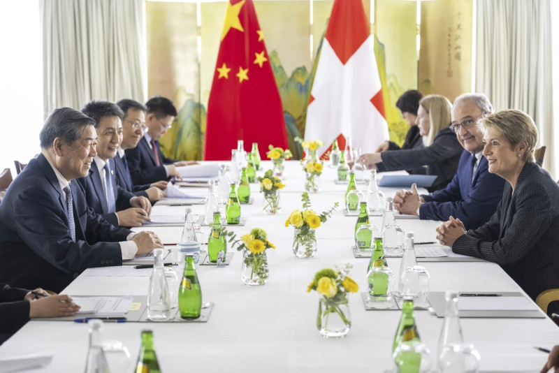 China-US trade talks begin in Geneva