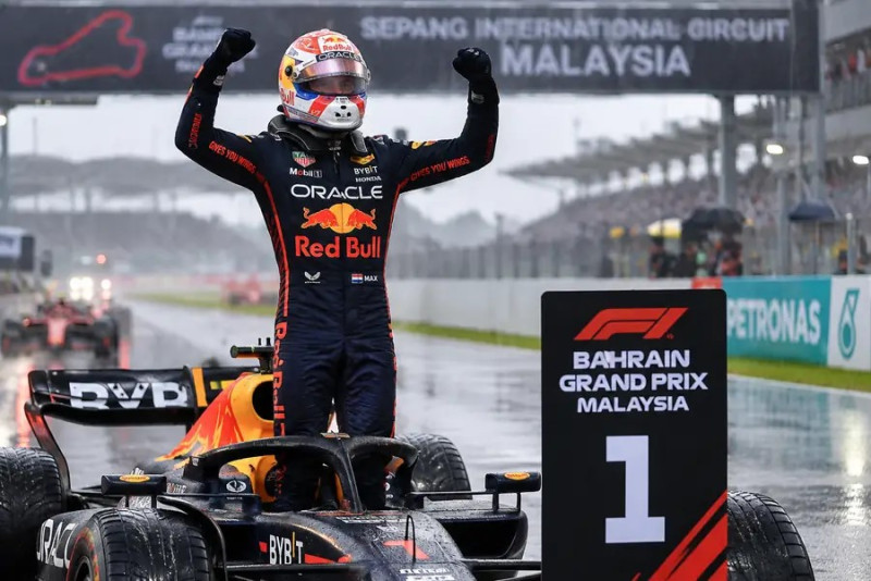 Max Verstappen claims first victory of season in rain-delayed Bahrain Grand Prix at Sepang