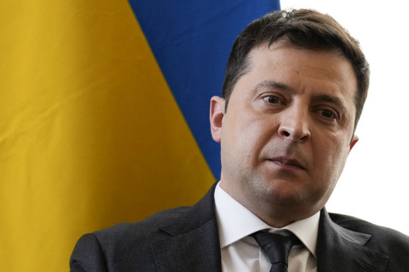Motorist collides with car carrying Volodymyr Zelenskyy 