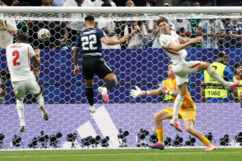 Argentina stun England with late comeback to reach World Cup final against Spain