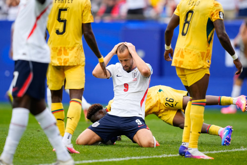 England left to wait as Ghana hold favourites to World Cup stalemate