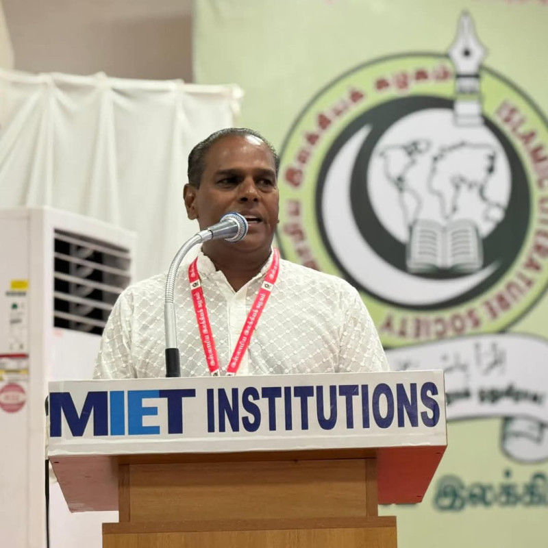 Saravanan pays tribute to Tamil Muslims in global spread of the Tamil language