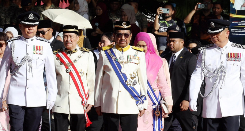 Tun Musa observes maiden birthday parade as Sabah head of state