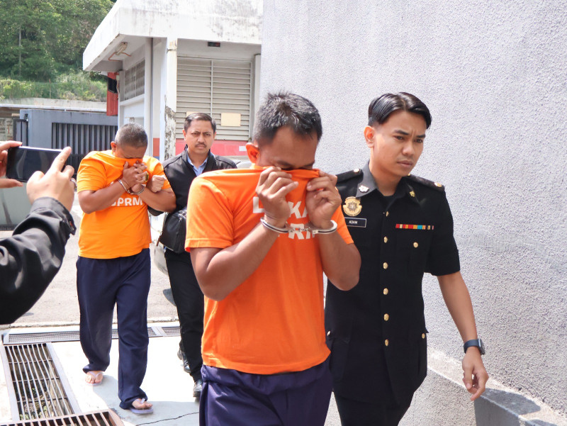 MACC remands two policemen suspected of soliciting, accepting about RM635,000 in bribes