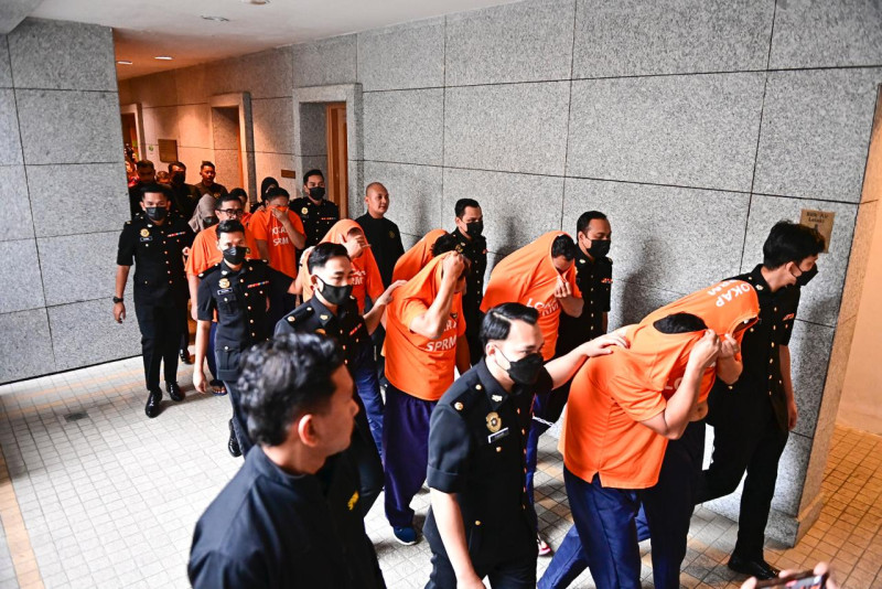 Five senior ATM officers, two journalists among those remanded by MACC linked to smuggling activities