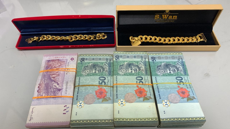 One male, two female immigration officers nabbed by MACC
