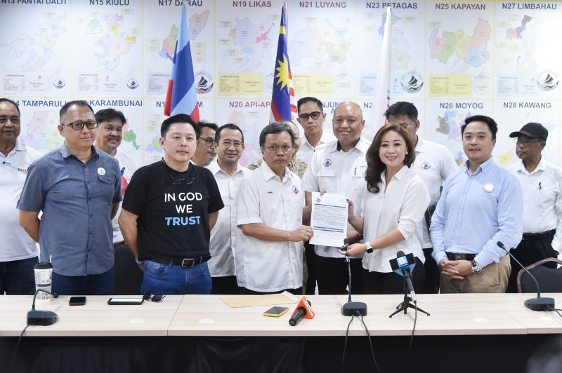 Shafie confirms AGC show-cause notice, hits back at smear campaigns and ‘bait politics’